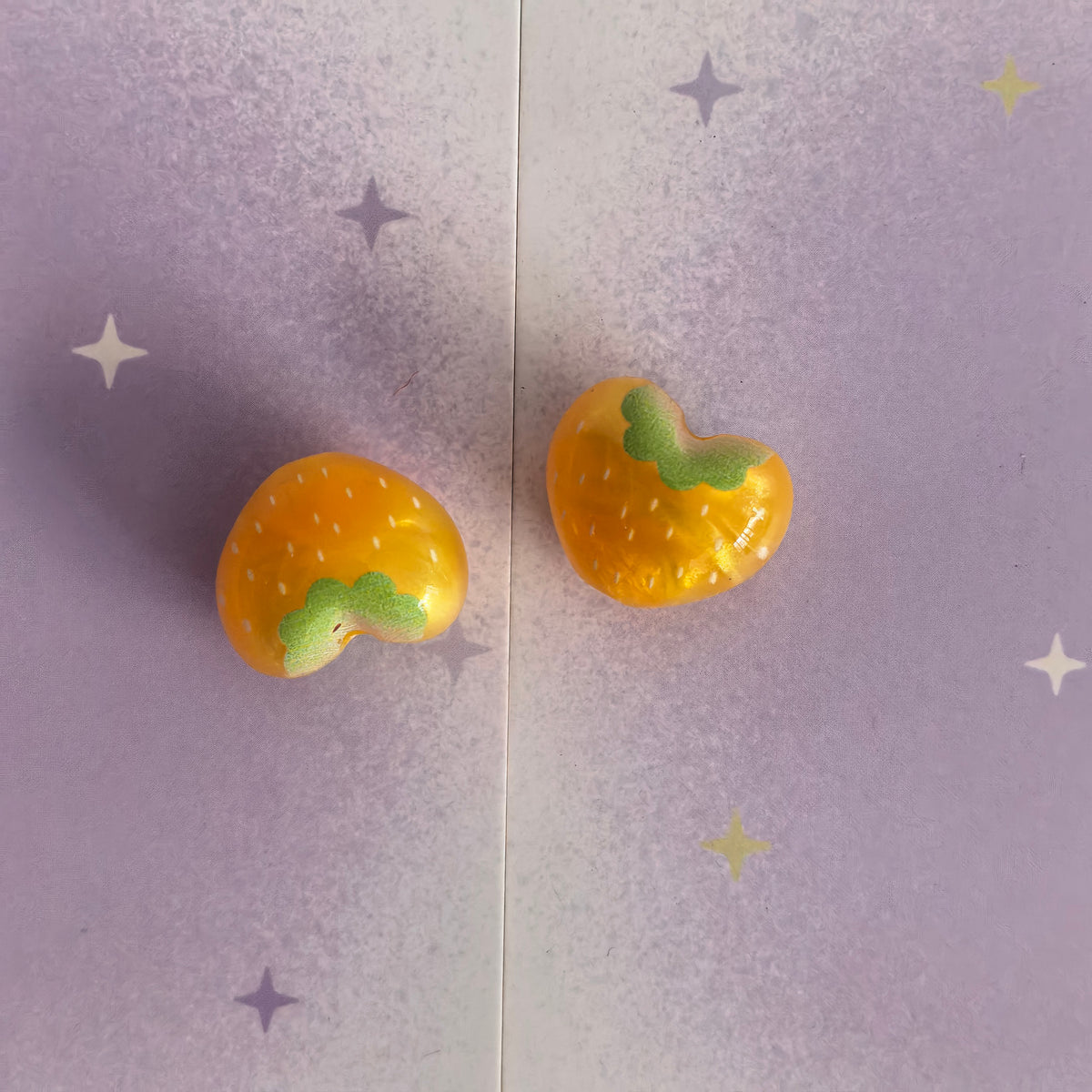 (L063) Resin Beads Strawberries Hearts Big Hole DIY Accessories