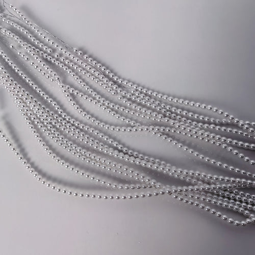 (L018) Glass Pearls to make bracelets, necklaces, phone charms, and keychains