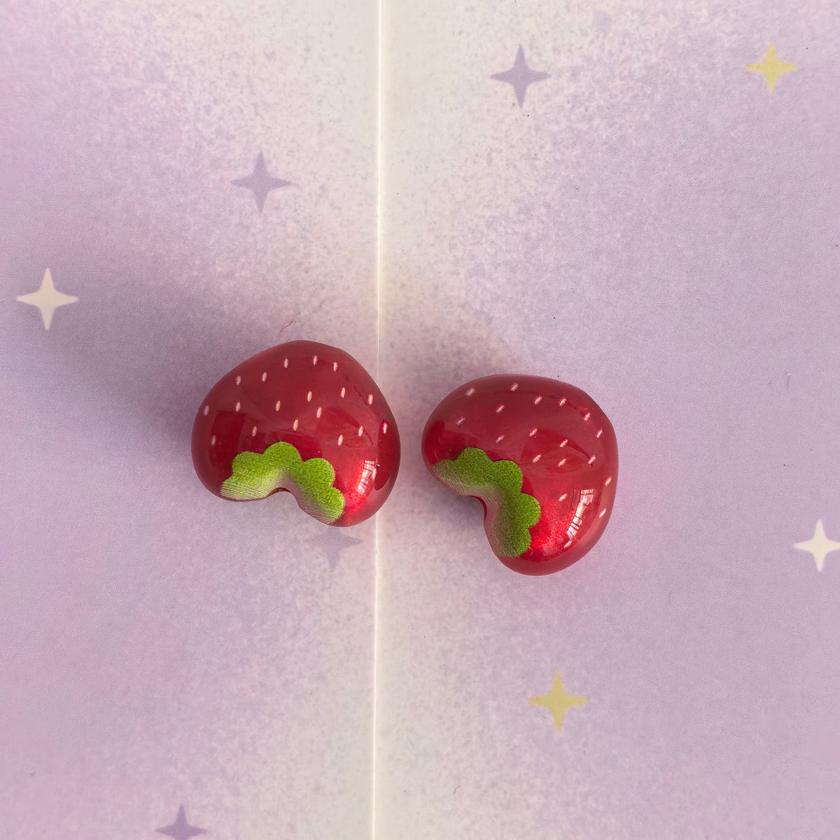 (L063) Resin Beads Strawberries Hearts Big Hole DIY Accessories