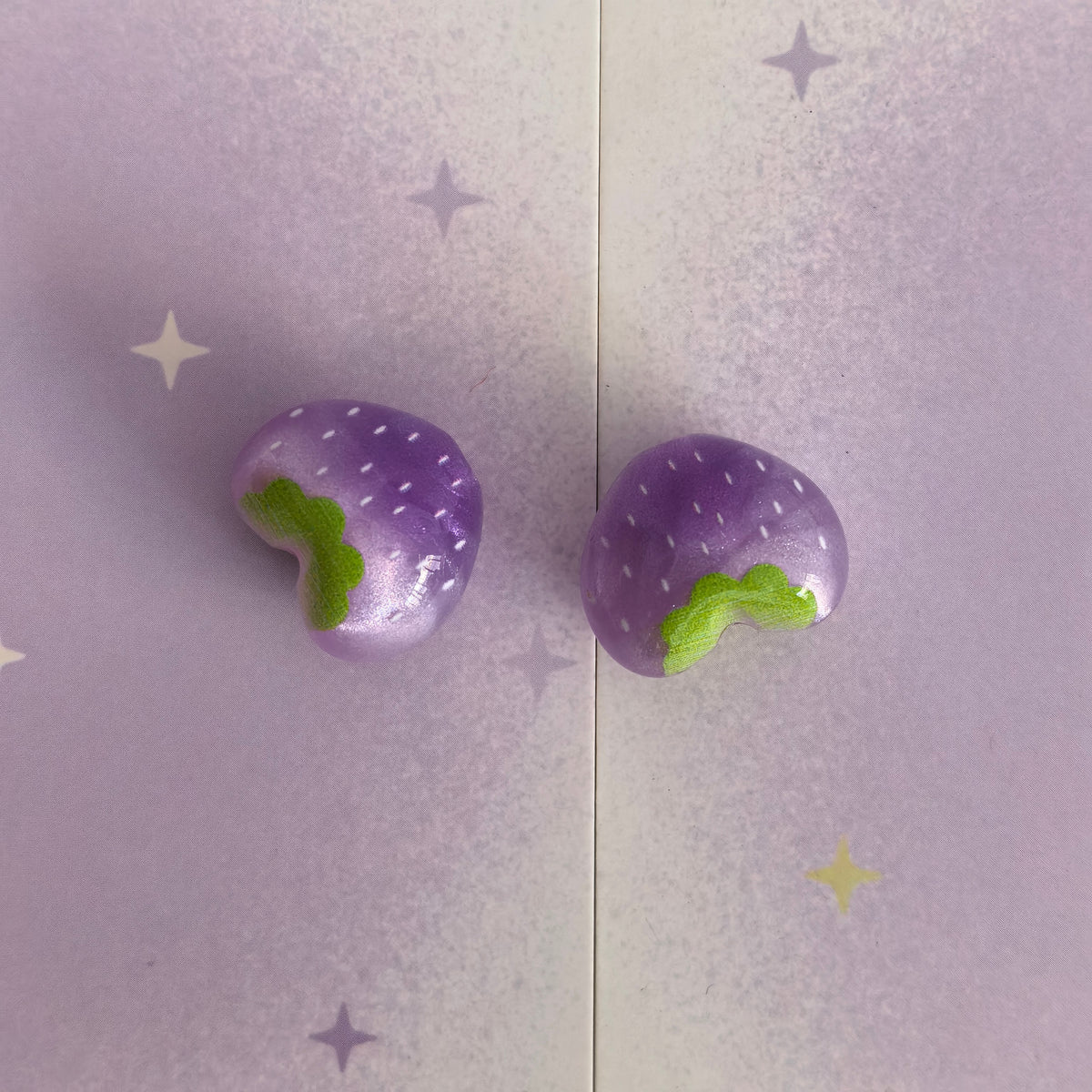 (L063) Resin Beads Strawberries Hearts Big Hole DIY Accessories