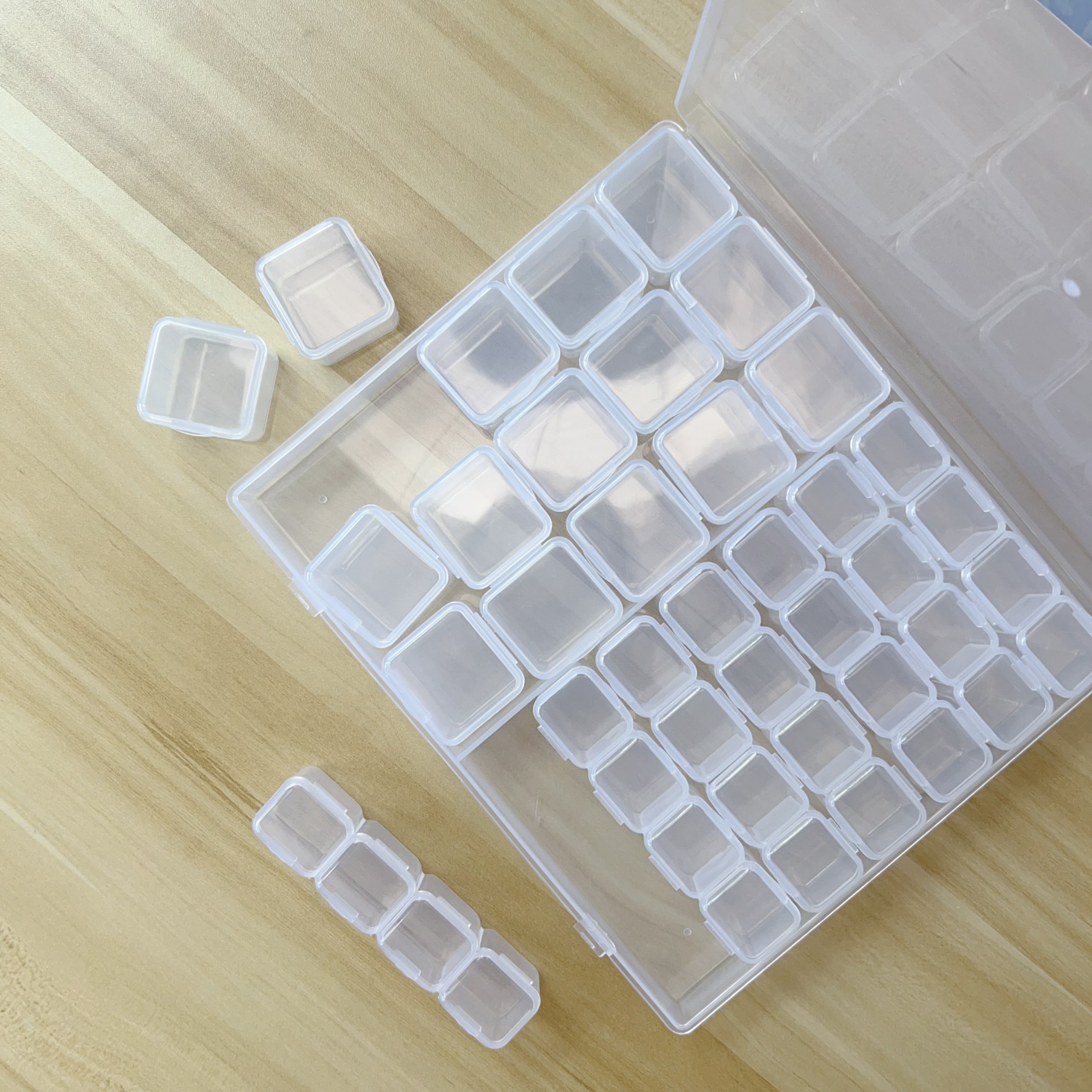 Organizer Storage Box (15+28 Small Boxes) with Separate Compartments for Individual Storage